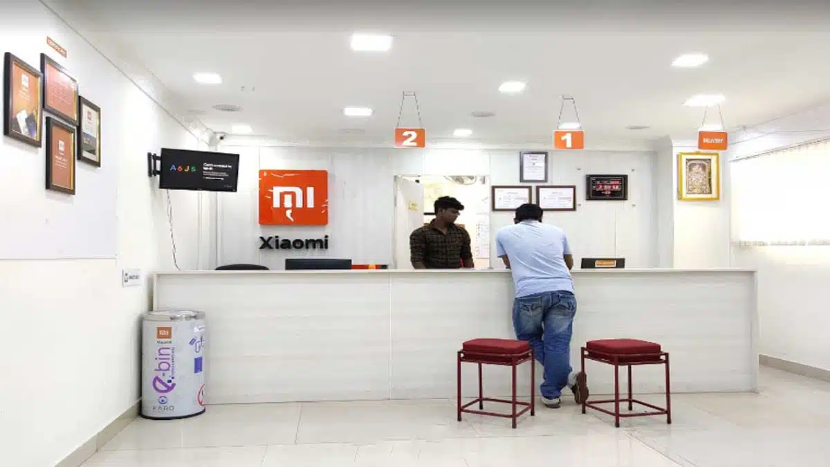 mi service centre ad
